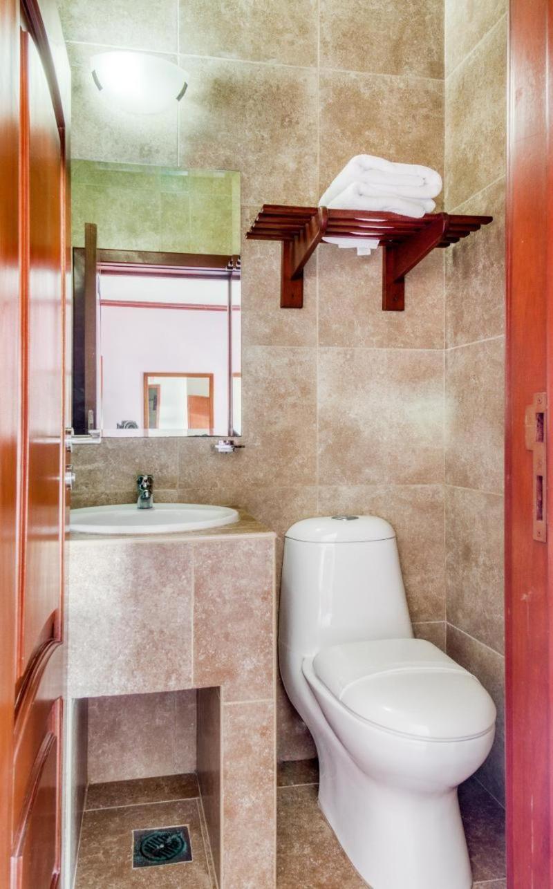 Monte Salerno Hotel & Suites มอนเตโมเรลอส ห้อง รูปภาพ