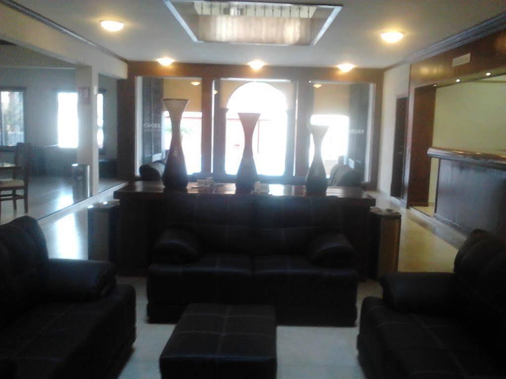 Monte Salerno Hotel & Suites มอนเตโมเรลอส ภายนอก รูปภาพ