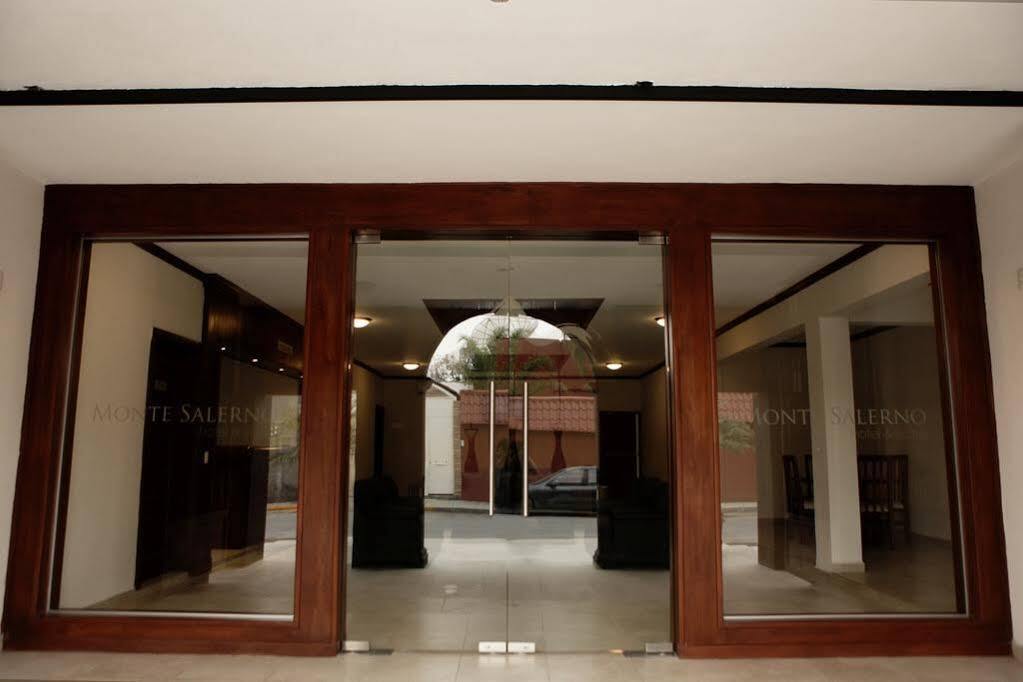 Monte Salerno Hotel & Suites มอนเตโมเรลอส ภายนอก รูปภาพ