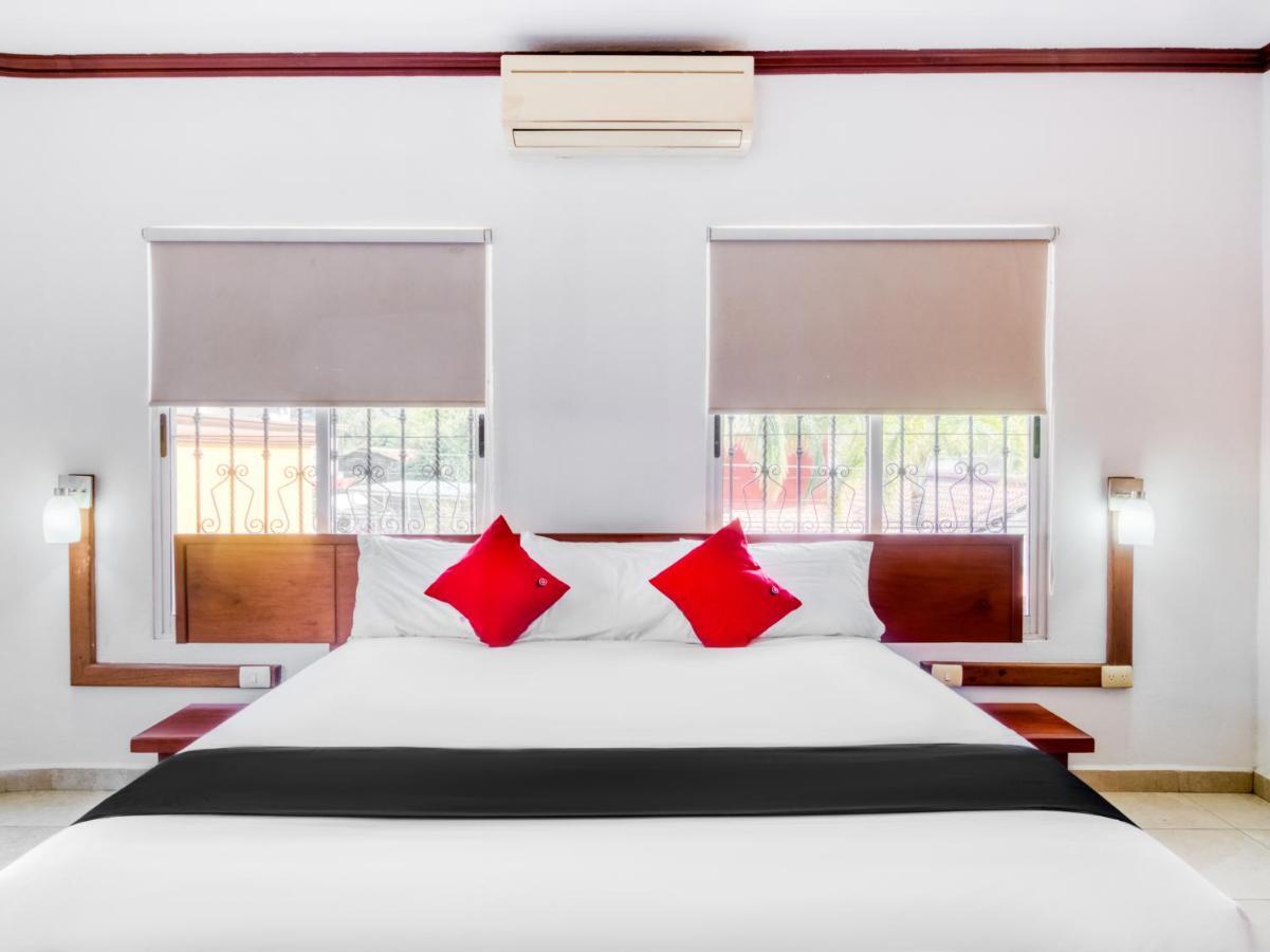 Monte Salerno Hotel & Suites มอนเตโมเรลอส ภายนอก รูปภาพ