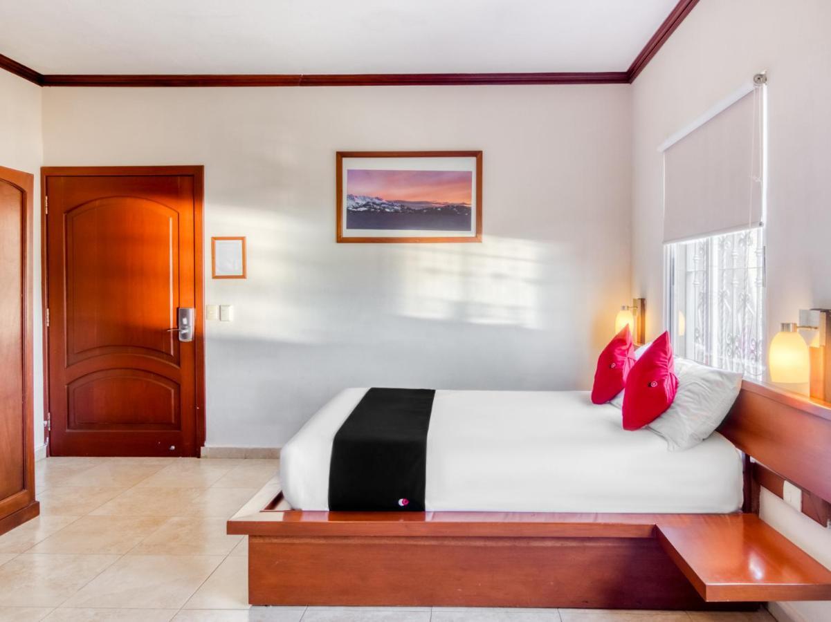 Monte Salerno Hotel & Suites มอนเตโมเรลอส ภายนอก รูปภาพ