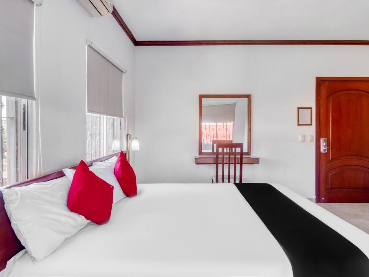 Monte Salerno Hotel & Suites มอนเตโมเรลอส ภายนอก รูปภาพ
